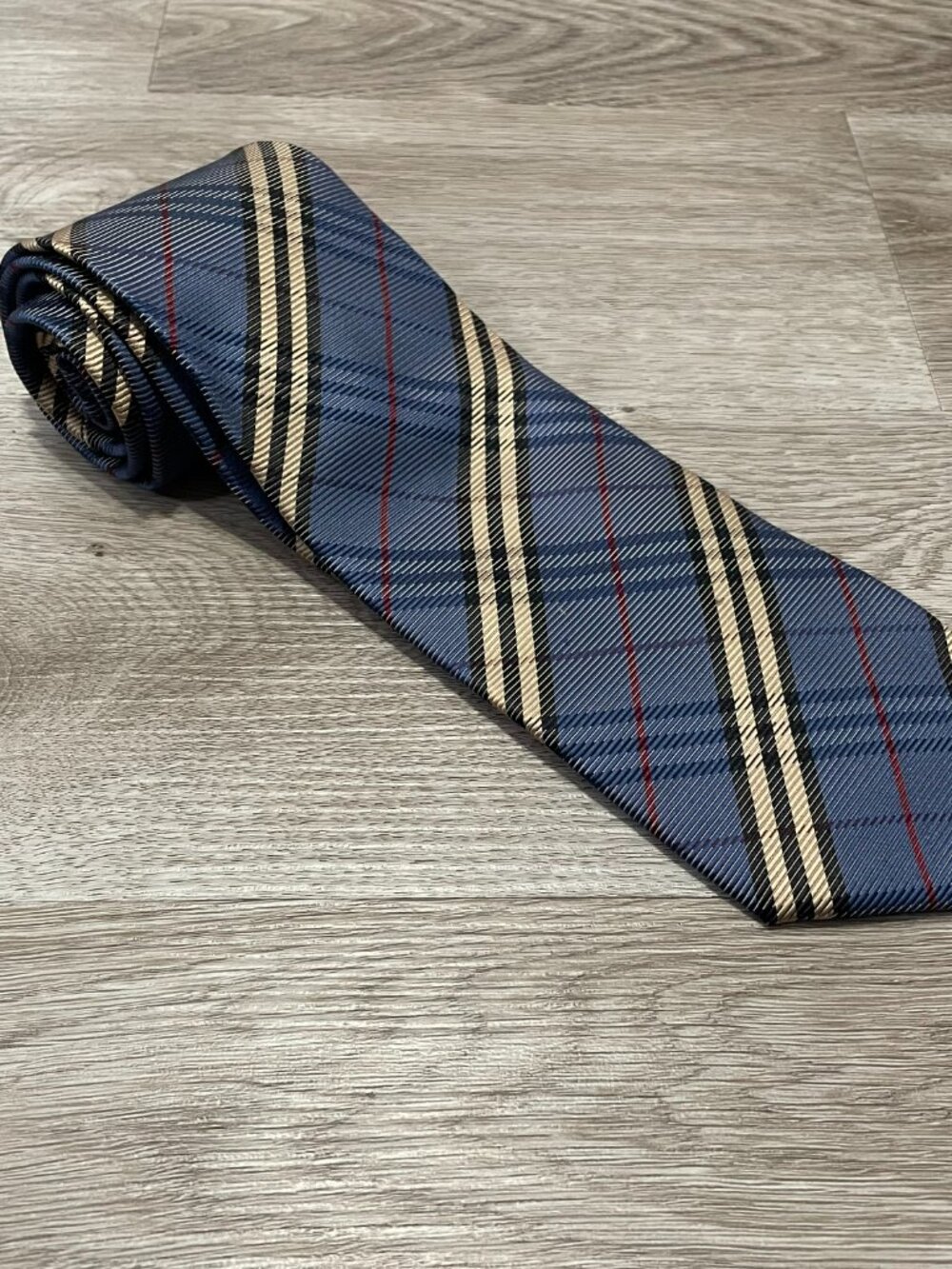 Burberry Blue Motif Silk Tie - Picture 8 of 9